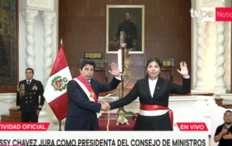 Portada: Pedro Castillo designa a Betssy Chávez como la nueva premier